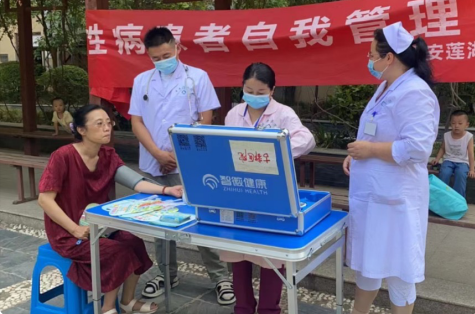 便民服務(wù)在身邊 義診活動暖人心